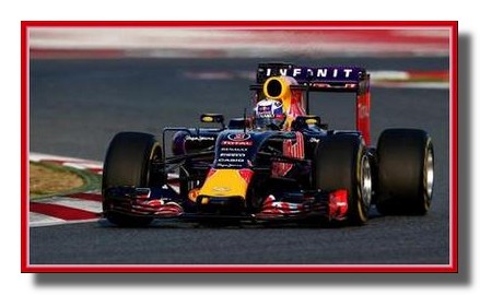 На Гран-при Бахрейна Льюис Хэмилтон столкнулся с проблемой